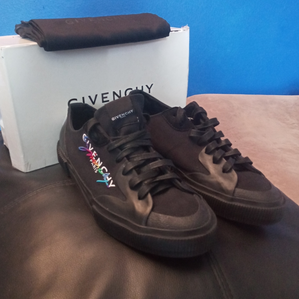Givenchy Sneakers